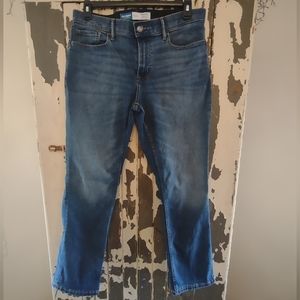 MEDIUM WASH 34X30 STRAIGHT WITH 360 DEGREE STRETCH BY OLD NAVY